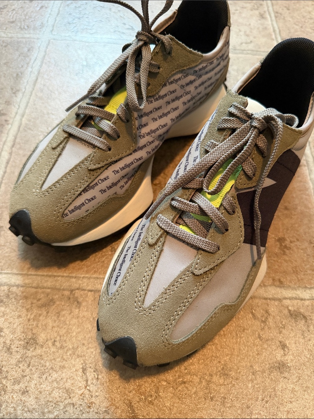 Women’s New Balance 327 Olive Gray Sneakers. Size US W7.5 - Picture 7 of 10